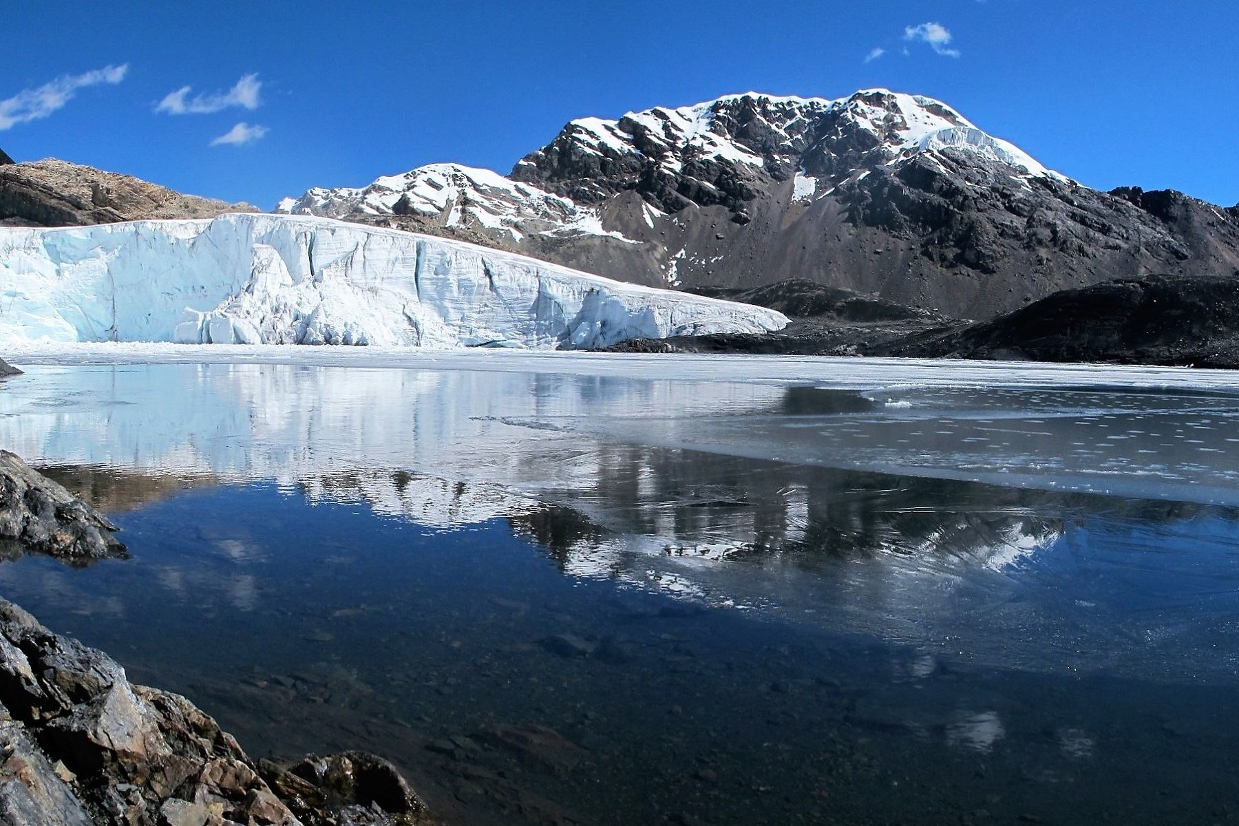 Nevado Pastoruri La ruta del cambio climático (5000 m.) | Paracas